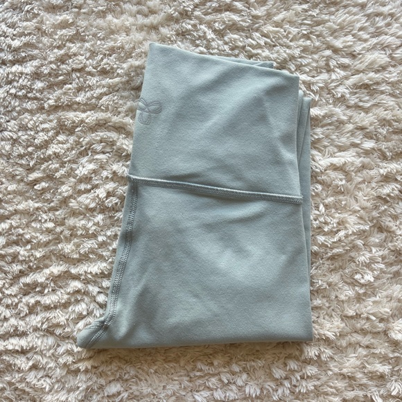 TNA TNAction Aritizia Butter Leggings - Picture 1 of 7